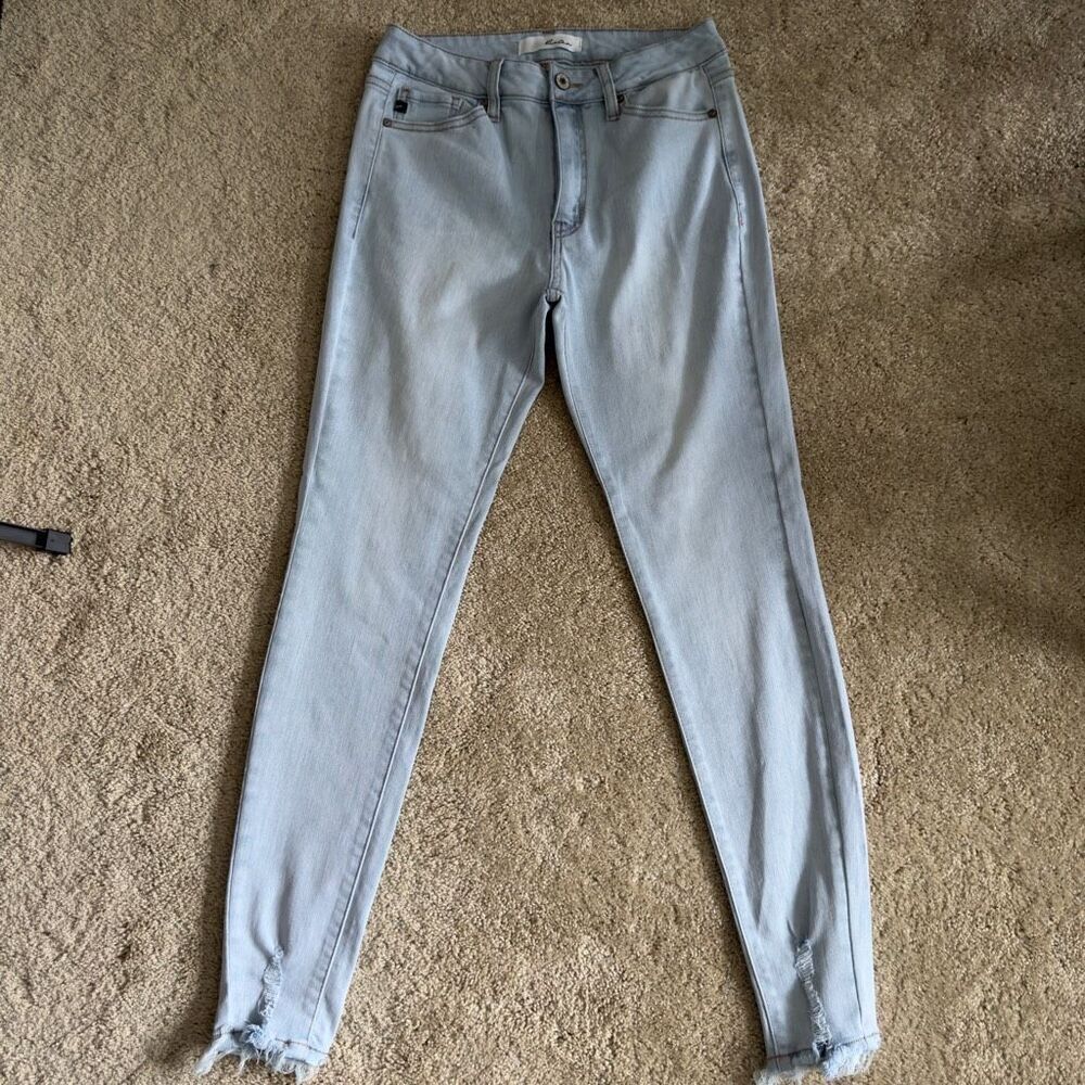 KanCan distressed ankle jeans size 9